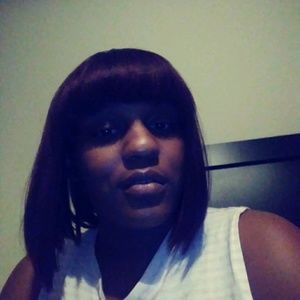 Meet your Posher, Felecia